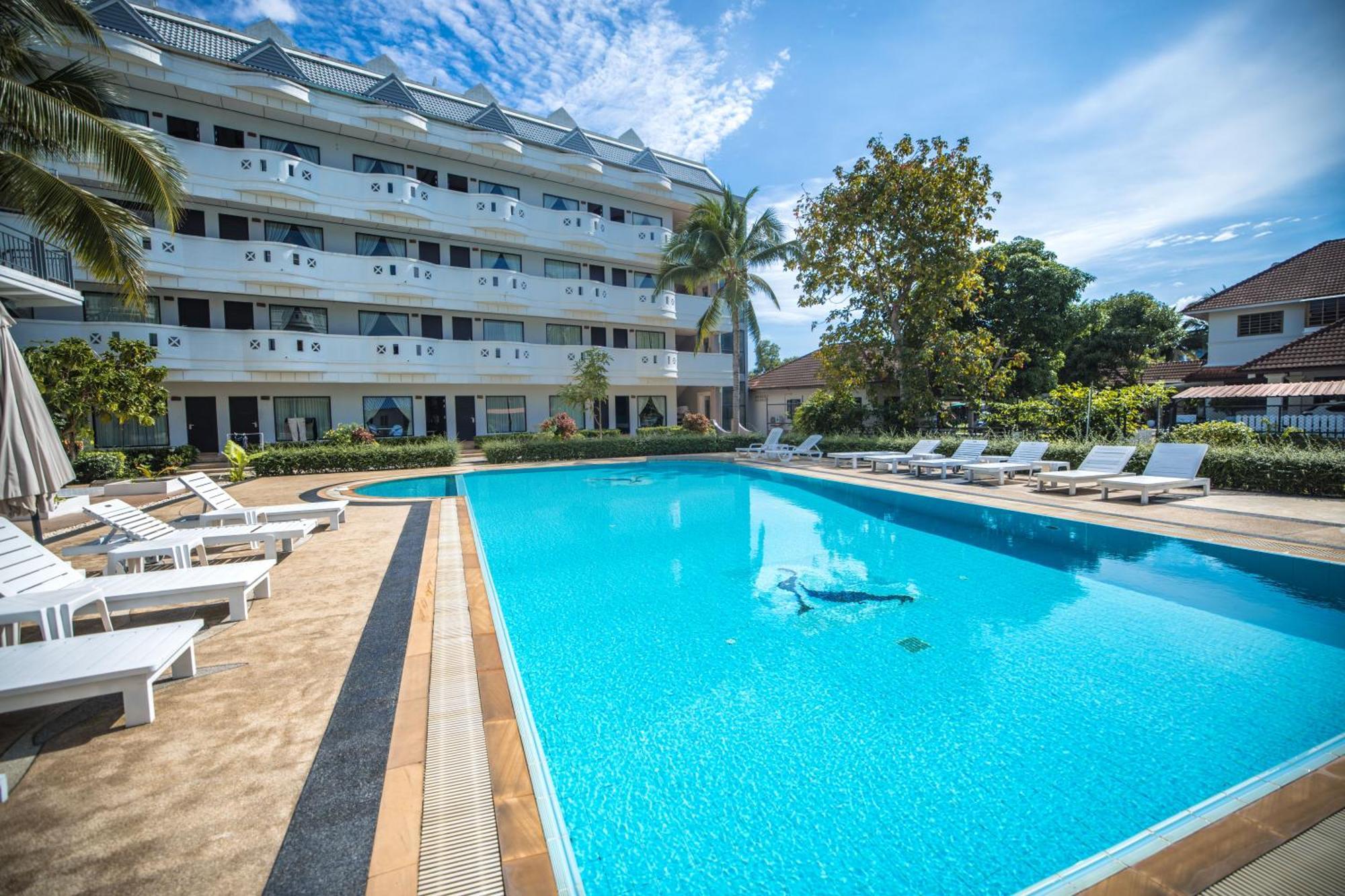 Blue Carina Hotel Phuket Exterior foto